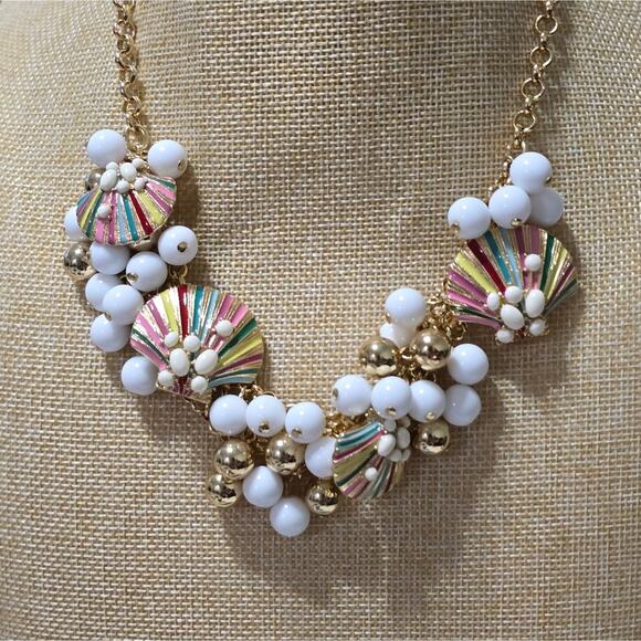 TALBOT'S Multicolor SEASHELL Charm and‎ Beaded Gold Tone Statement Necklace - Picture 7 of 13